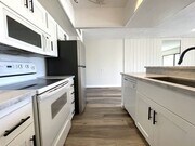 Photo - AVAILABLE NOW!!  1 Bedroom 1 Bathroom UPSTAIRS Apartment in Palm Springs!