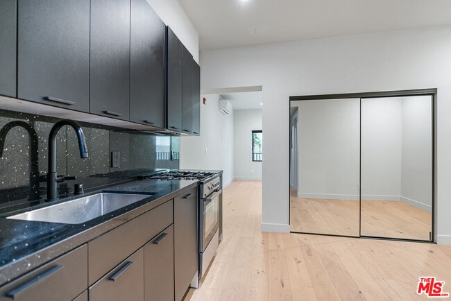 Photo - 12320 Montana Ave Unit 108