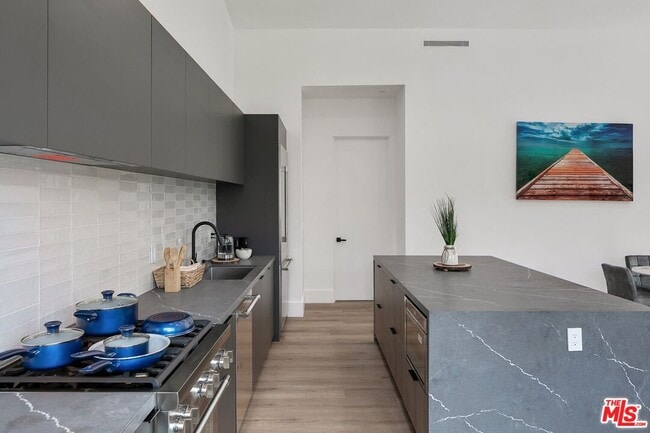 Photo - 1236 N Spaulding Ave