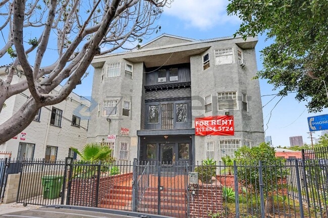 Building Photo - Unit 12