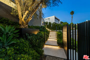 Photo - 9607 Highridge Dr House