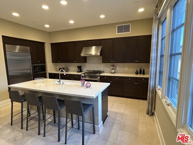 Building Photo - 23500 Park Sorrento Unit C33