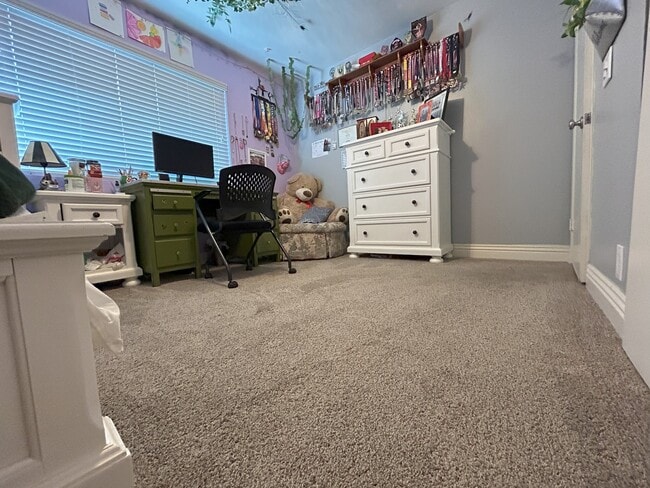 Photo - 218 El Camino Ln