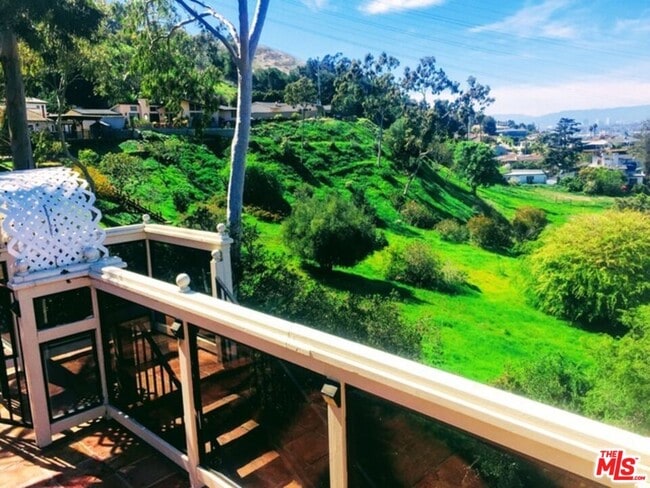 Photo - 5417 Weatherford Dr