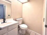 Photo - 1380 W 48th St