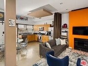 Photo - 815 Hampton Dr Unit 2