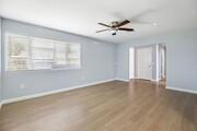 Photo - FULLY UPDATED 2 Bedroom/ 2 bathroom condo ...