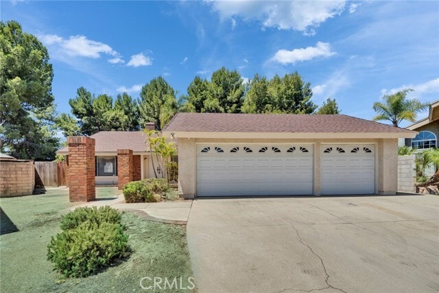 Photo - 23502 Shadowcrest Pl House