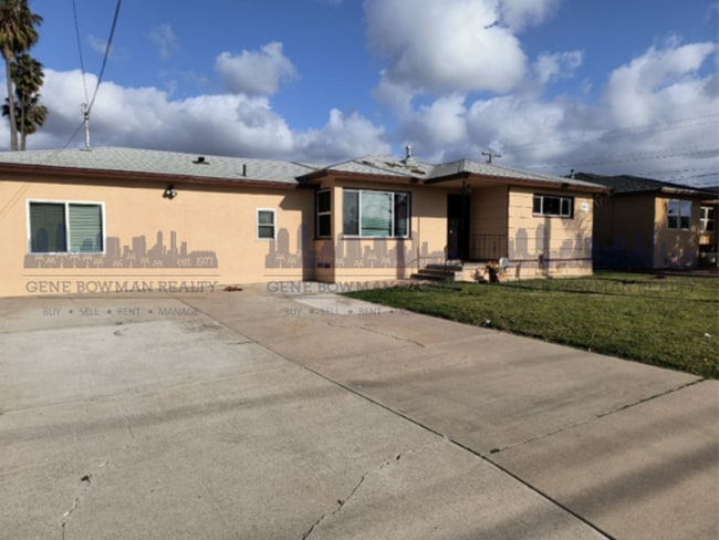Building Photo - Fully Remodeled Home for Rent in the Heart of Chula Vista Unit 455 Smith Ave