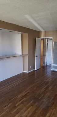 Building Photo - 754 E 84th St