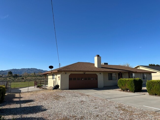 Photo - 19105 Centennial St