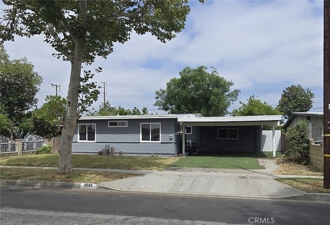 Photo - 1043 Stichman Ave