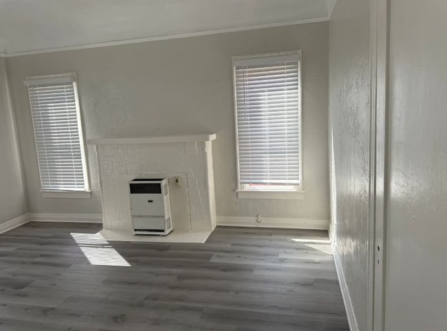 Photo - 2527 Cincinnati St Unit 5