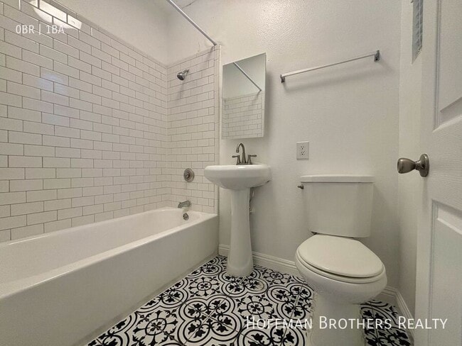 Photo - 915 S Carondelet St Unit 306