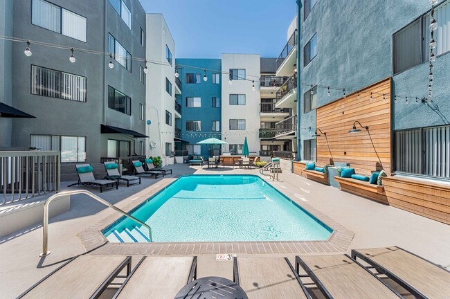 Photo - URBANLUX SUNSET PREMIUM