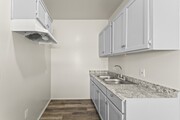 Photo - 842 W 83rd St House