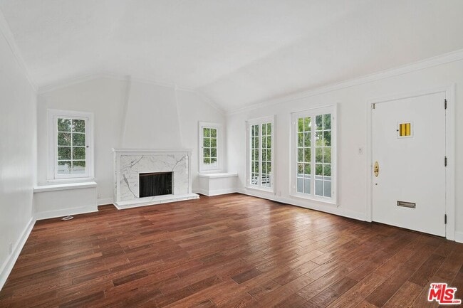 Photo - 458 S Citrus Ave