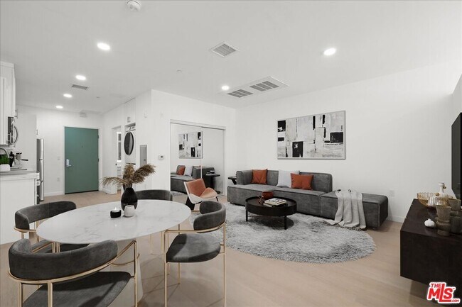 Photo - 3977 Beverly Blvd Condo Unit 104