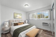 Photo - 925 W 30th St Apartment Unit 14