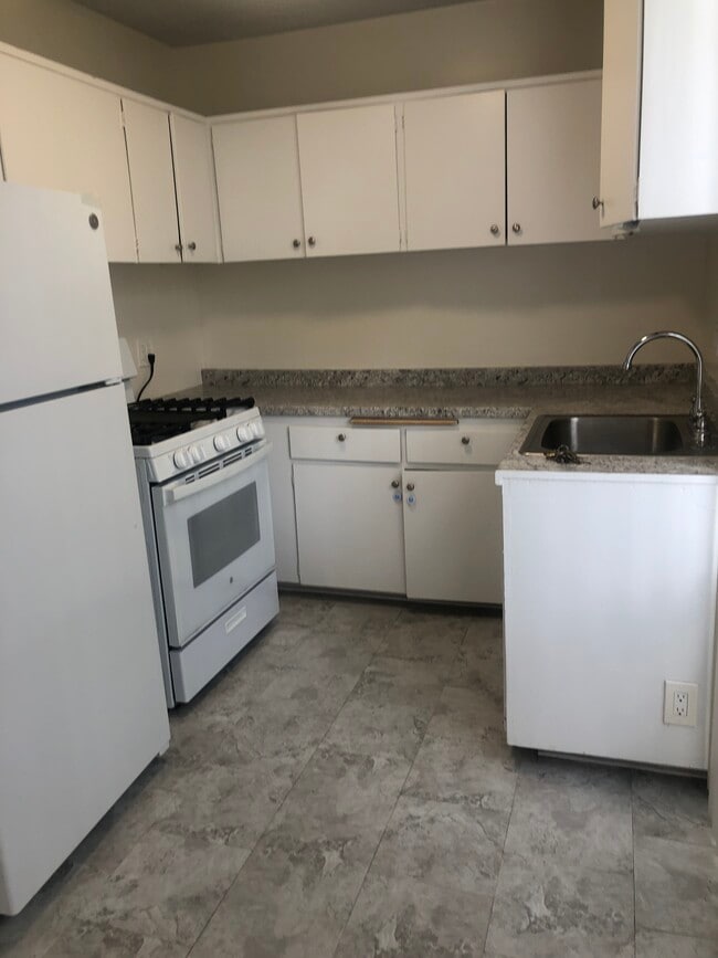Photo - 514 S Gramercy Pl Unit 02