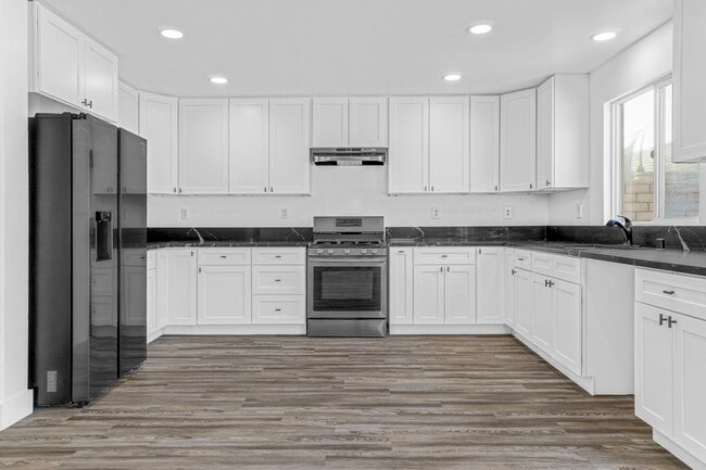 Photo - 3500 Desert Oak Dr