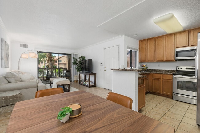 Photo - 78650 Ave 42 Unit 1403