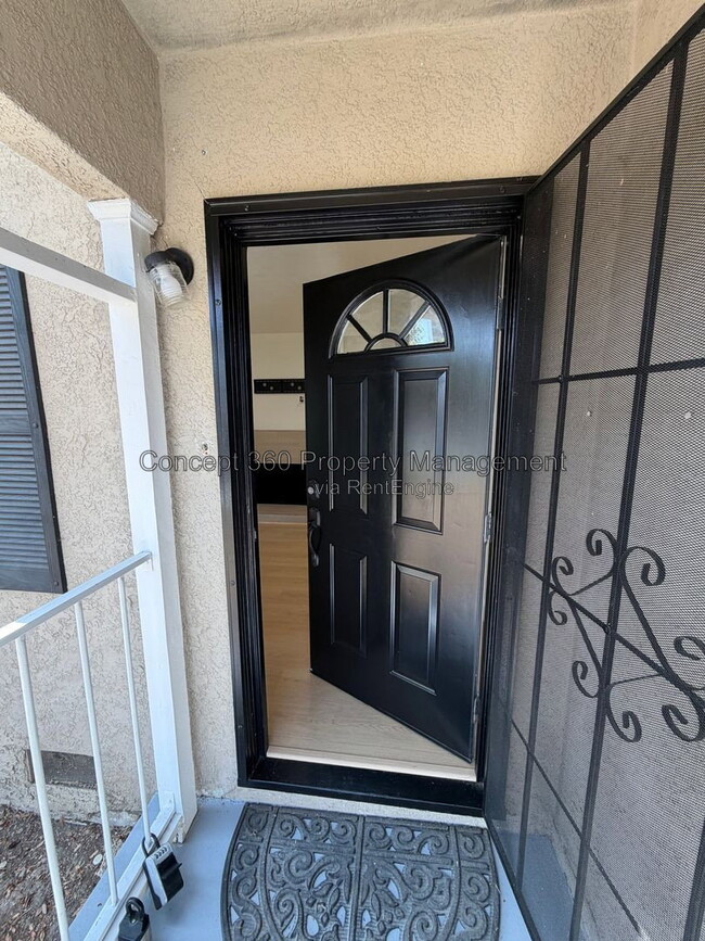 Photo - 1214 Cartagena St