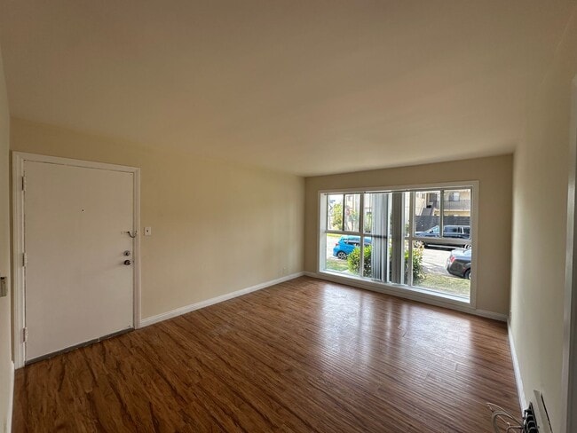 Lakewood Garden Apts - Lakewood Garden Apts Unit 4300 D