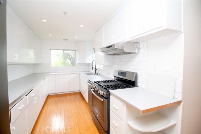 Photo - 2930 Adkins Ave