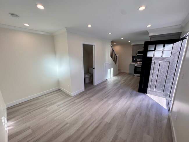 Photo - 23442 Kathryn Ave