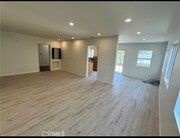 Photo - 422 E 18th St