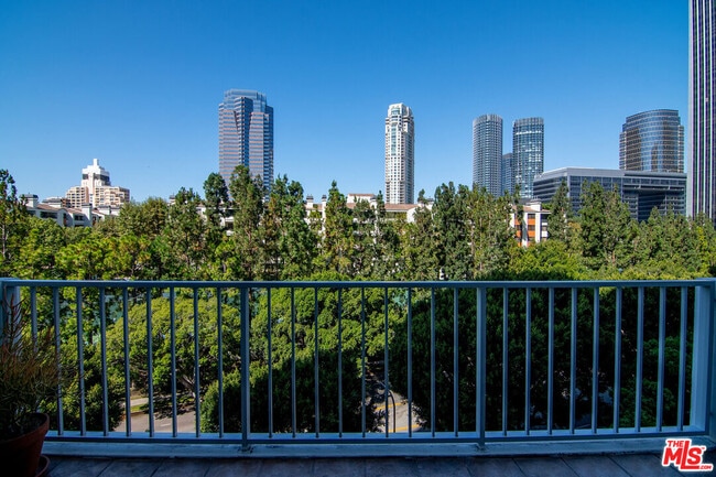 Photo - 2170 Century Pk E Unit 708