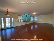 Photo - 1375 Williamsburg Ln