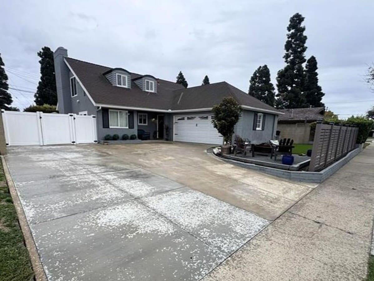 COMING SOON!! 5 Bedroom Gorgeous Home in Garden Grove - COMING SOON!! 5 Bedroom Gorgeous Home in Garden Grove