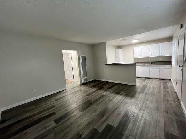 Photo - SPACIOUS 2 BEDROOM 1 BATH UPSTAIRS WITH 1 SHARED PARKING SPACE INCLUDED Unit 1604-06