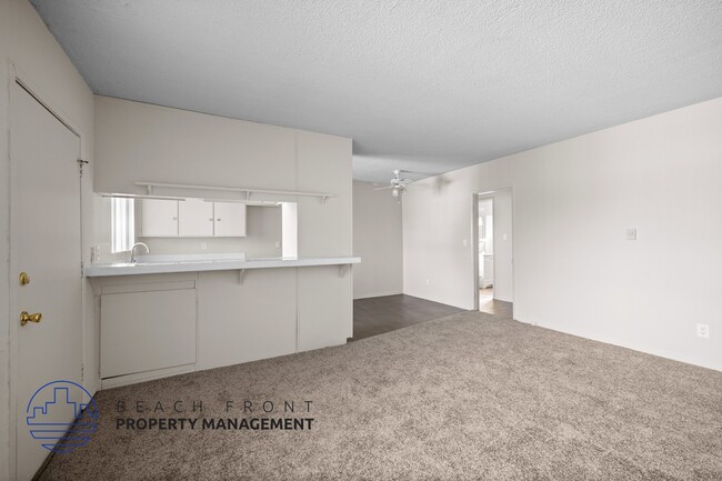 Photo - 709 N. Inglewood Ave.