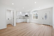 Photo - 11217 Lull St