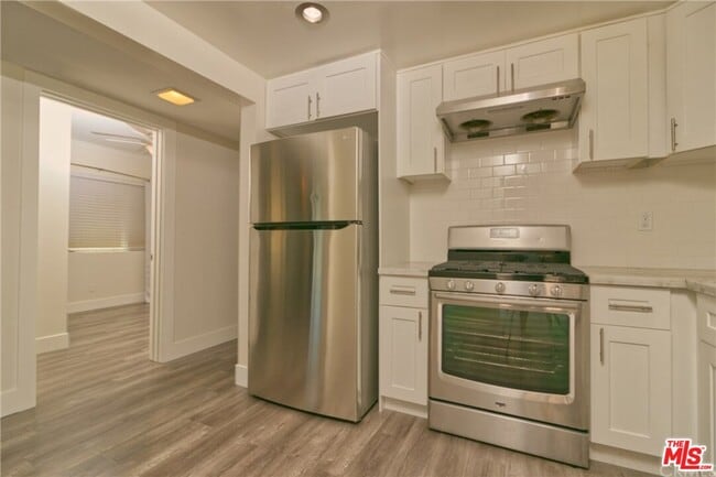 Photo - 225 Rosecrans Ave