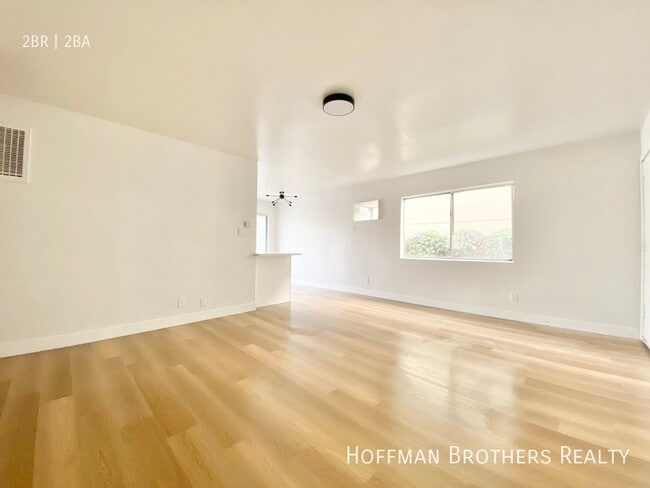 Photo - 136 S Oxford Ave Unit 6