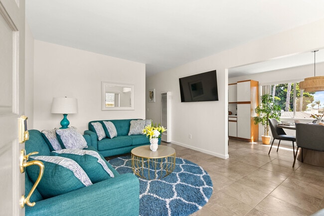 Photo - 1030 Opal St Unit B