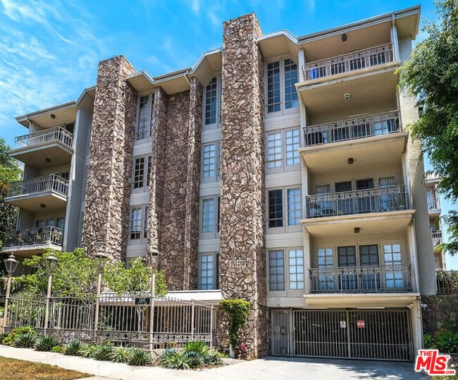 Building Photo - 1260 S Beverly Glen Blvd Unit 305