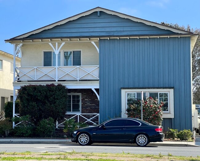 Photo - 1236 Manhattan Beach Blvd