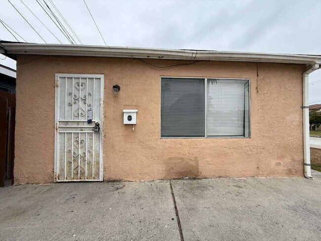 Photo - 14041 Orizaba Ave