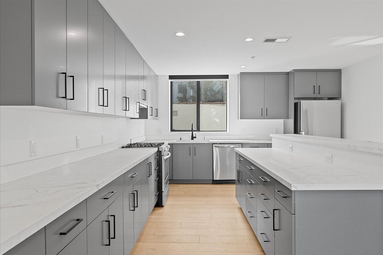 Floor Plan - 3 Bedroom, 3 Bath