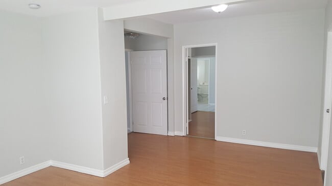 Photo - 711 Maltman Ave Unit 711 Maltman Ave