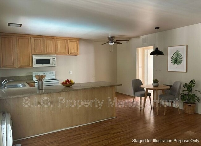 Building Photo - 6930 Fulton Ave Unit #17