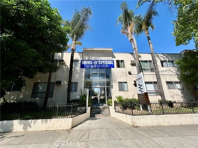 Photo - 14823 Gilmore St Apartment Unit 106W