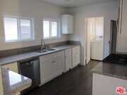 Photo - 1047 S Wooster St House