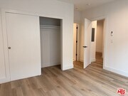 Photo - 914 7th St Unit 9