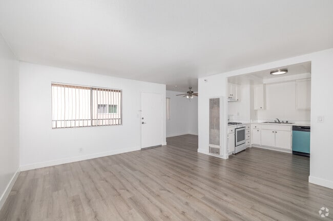 1BR, 1BA - 800SF - Living Room - 13628 Kornblum Ave.